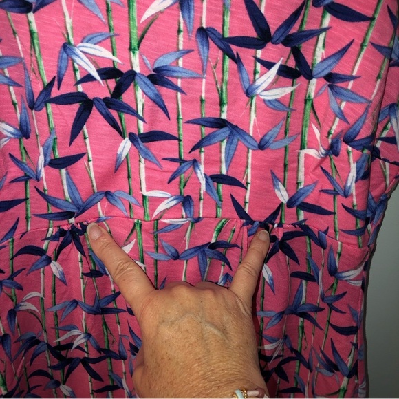 Tommy Bahama Bamboo Forest Dress.  Size XS. - Picture 4 of 8